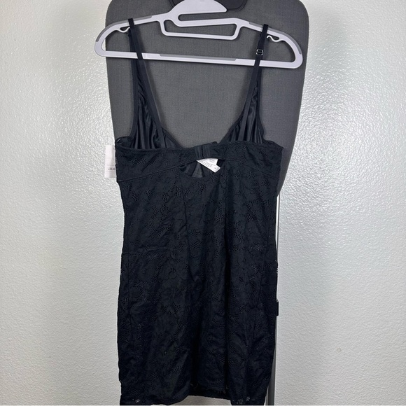 Auden | Black Lace Dress - Picture 3 of 5